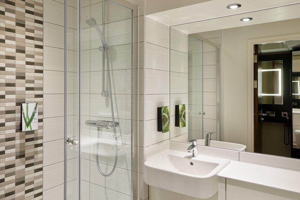 Premier Inn Leeds Headingley Eksteriør billede